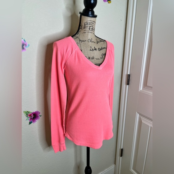 PINK Victoria’s Secret Long Sleeve Thermal Sleepwear Top in Pink Size M - Picture 7 of 12